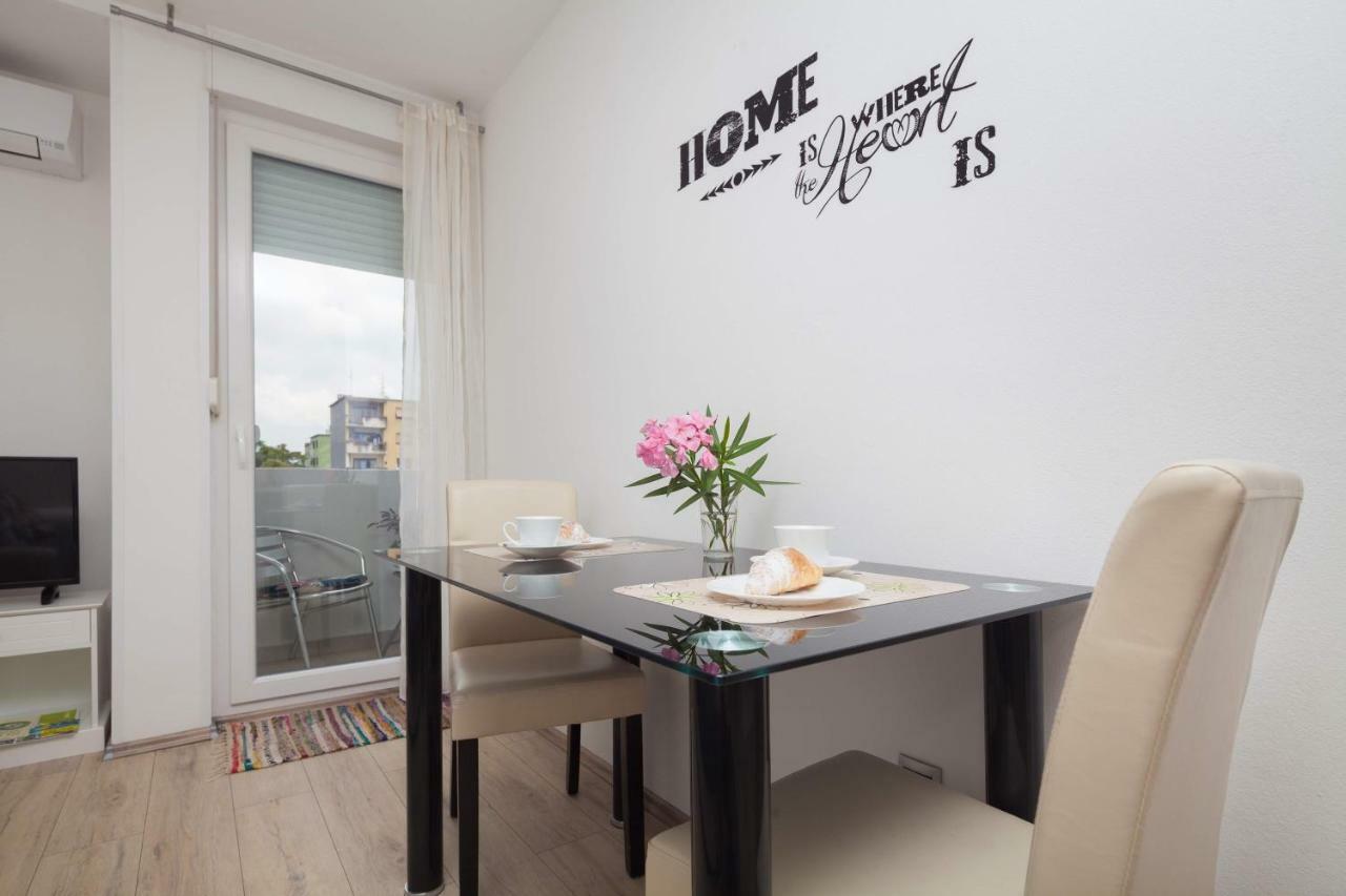 Apartman Ester Pula Exterior photo