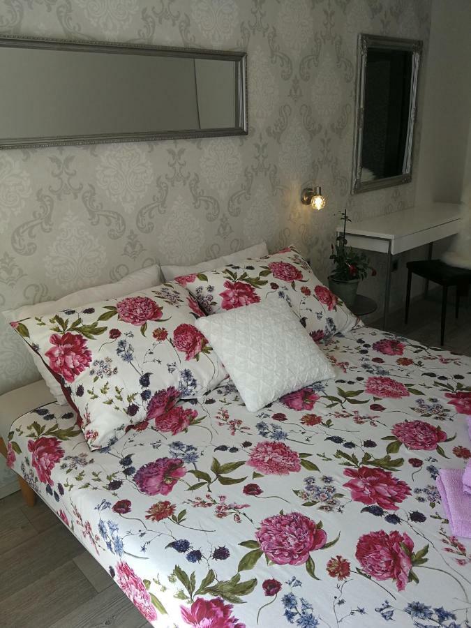 Apartman Ester Pula Exterior photo